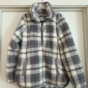 Abercrombie Women’s Plaid Fleece Pullover